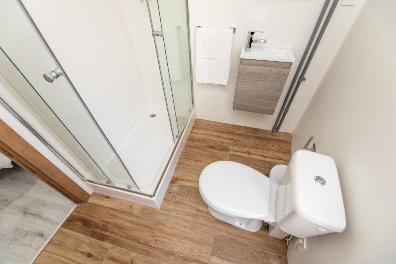 Los Apartamentos Jacinto Benavente Centro מדריד מראה חיצוני תמונה