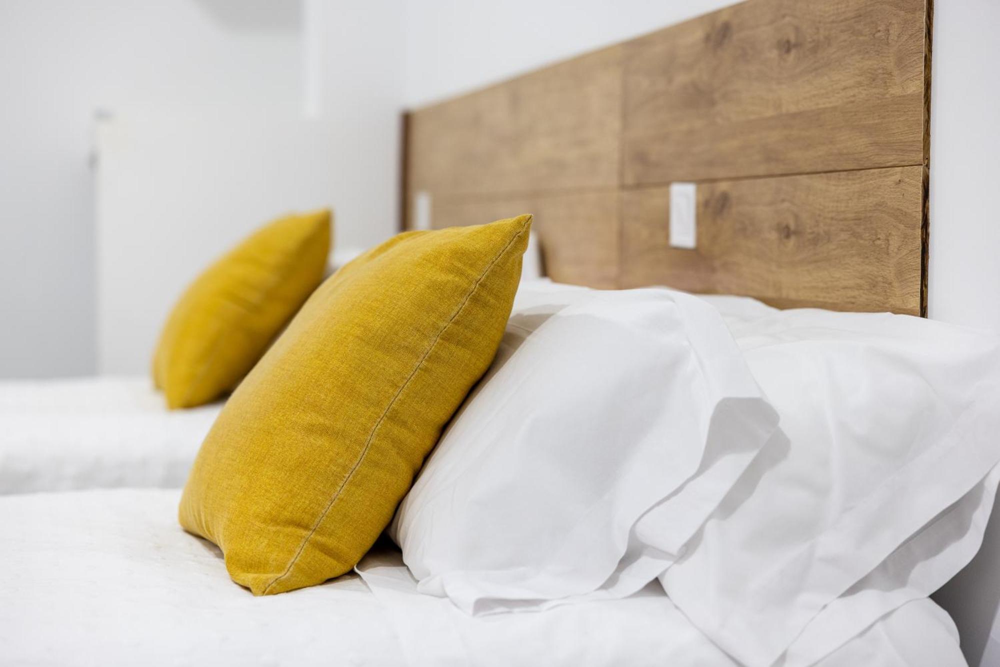 Los Apartamentos Jacinto Benavente Centro מדריד מראה חיצוני תמונה