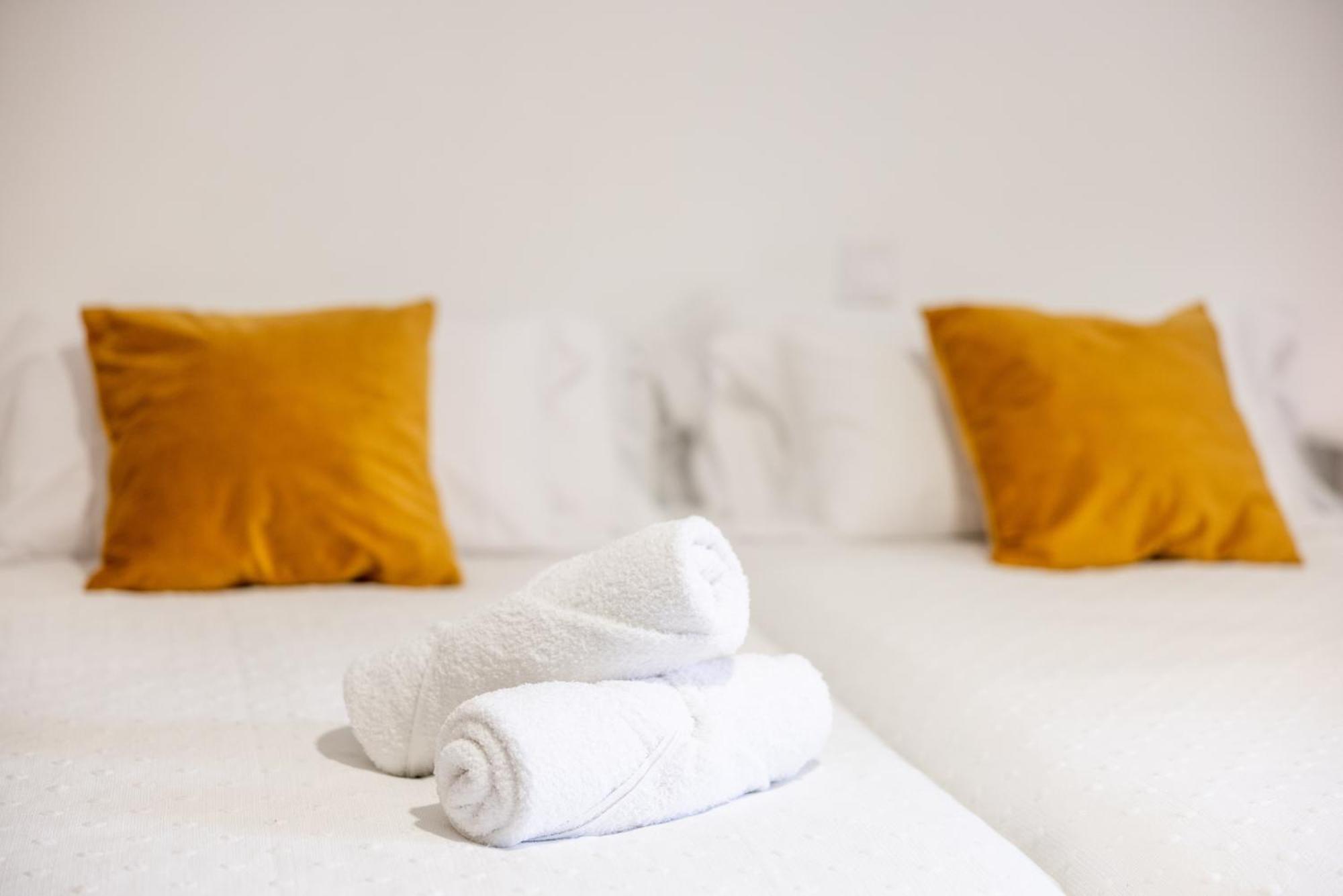 Los Apartamentos Jacinto Benavente Centro מדריד מראה חיצוני תמונה