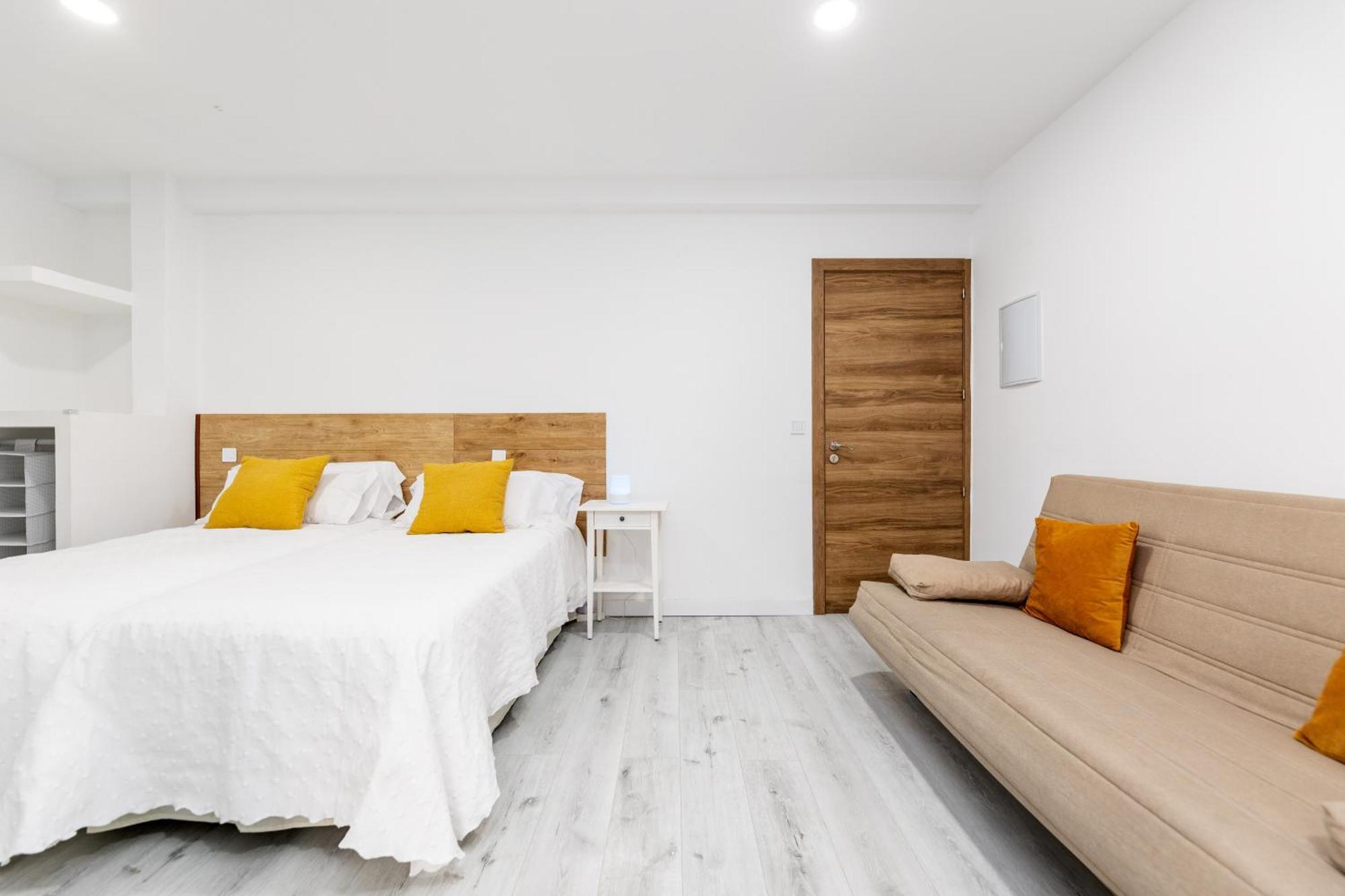 Los Apartamentos Jacinto Benavente Centro מדריד מראה חיצוני תמונה