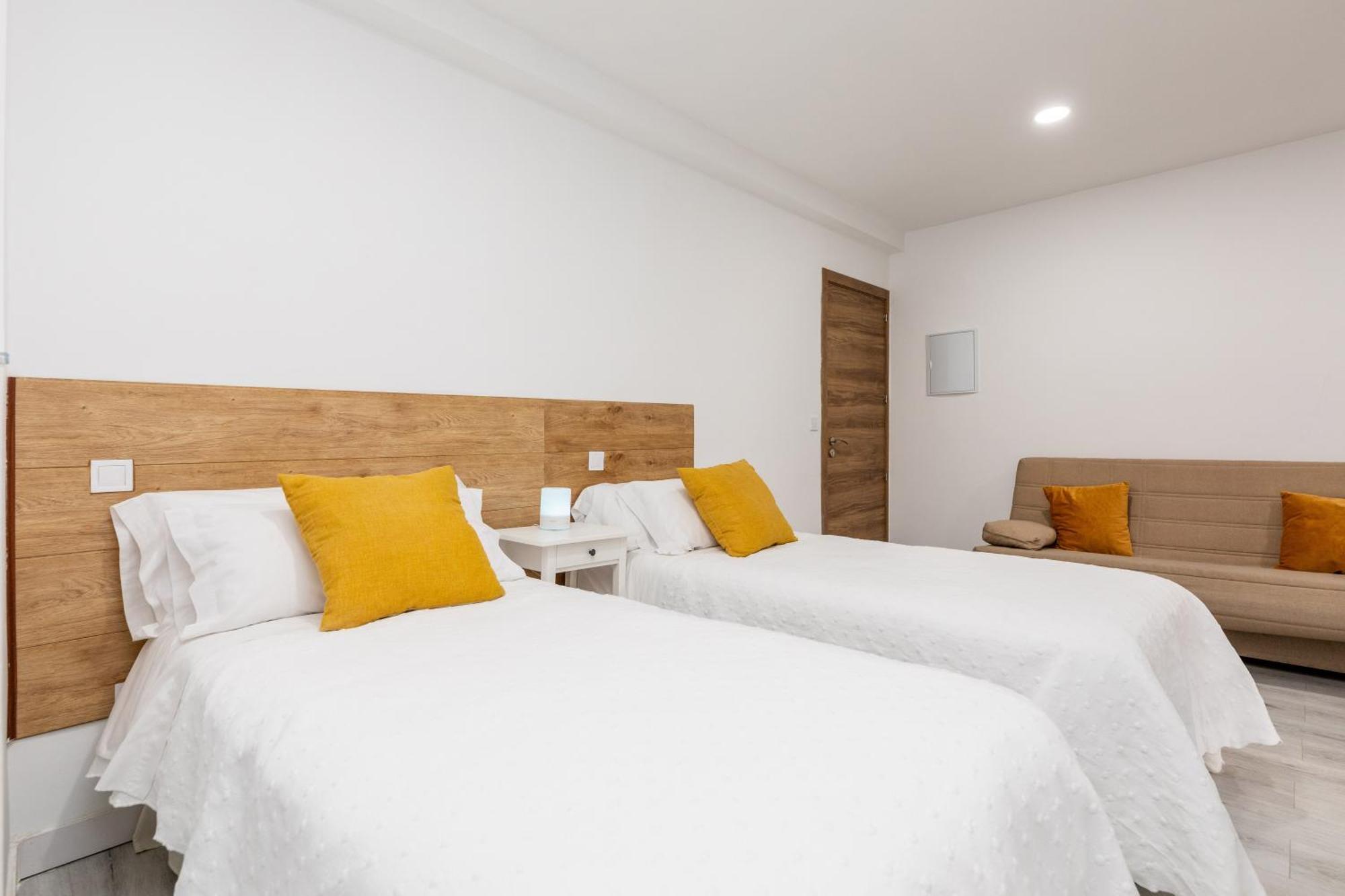 Los Apartamentos Jacinto Benavente Centro מדריד מראה חיצוני תמונה