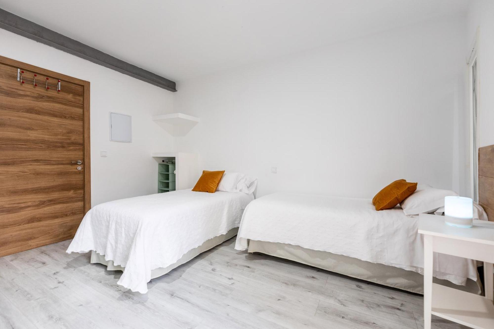 Los Apartamentos Jacinto Benavente Centro מדריד מראה חיצוני תמונה